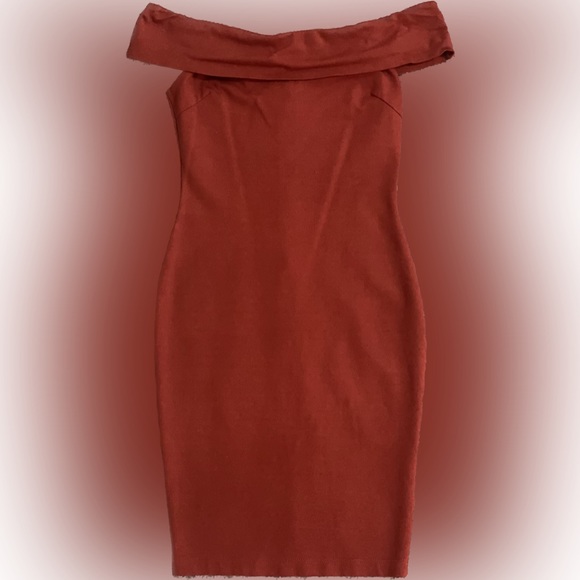 Windsor Dresses & Skirts - 5/$25 Windsor Off Shoulder Dress